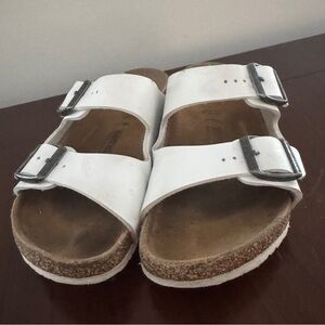 EUC Birkenstock White Sandals SZ 1/31